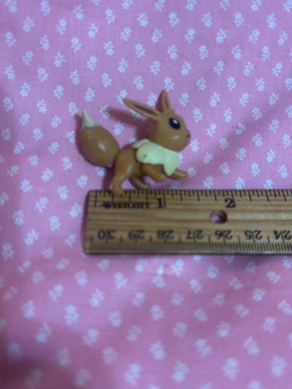 Eevee Pokemon Gacha Mini Figure